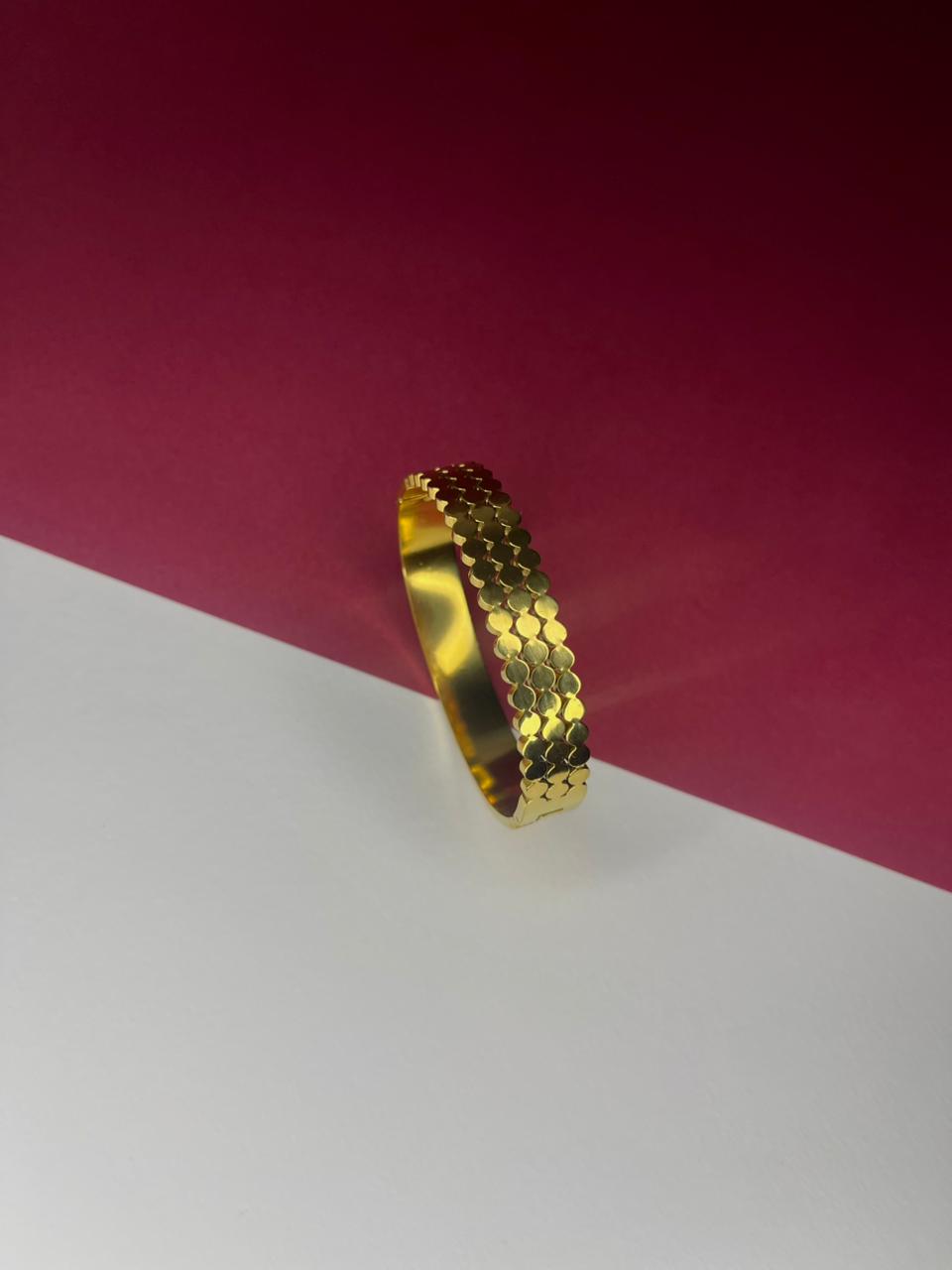 thick bangle